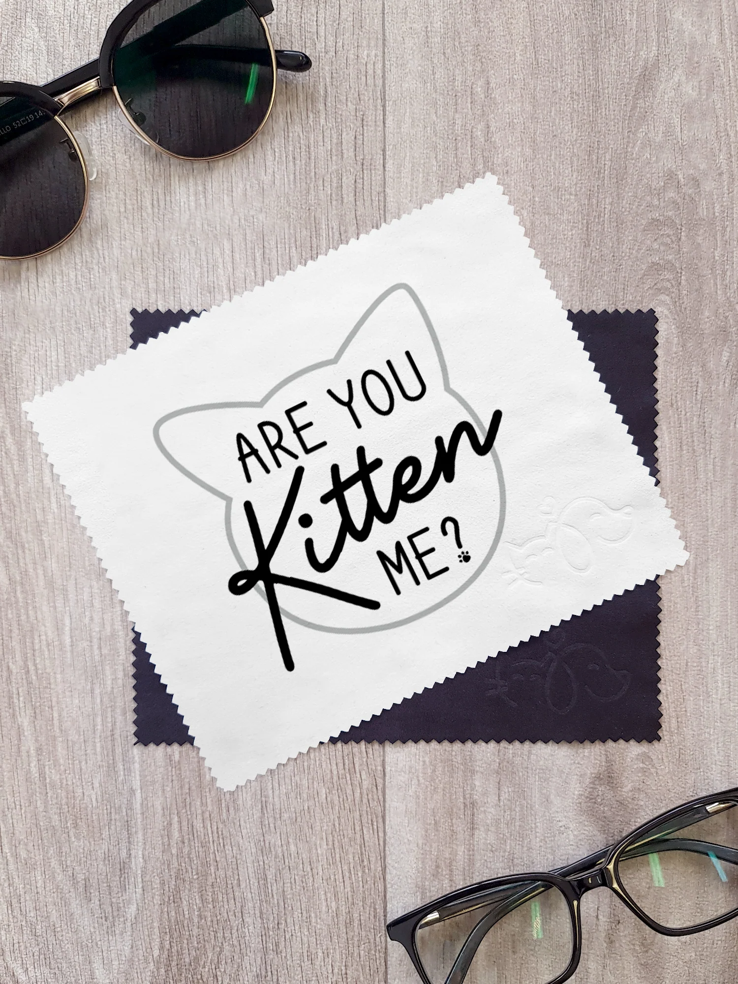 Are You Kitten Me? Microfibre Suede Glasses Cleaning Cloths (Twinpack) - Image 3