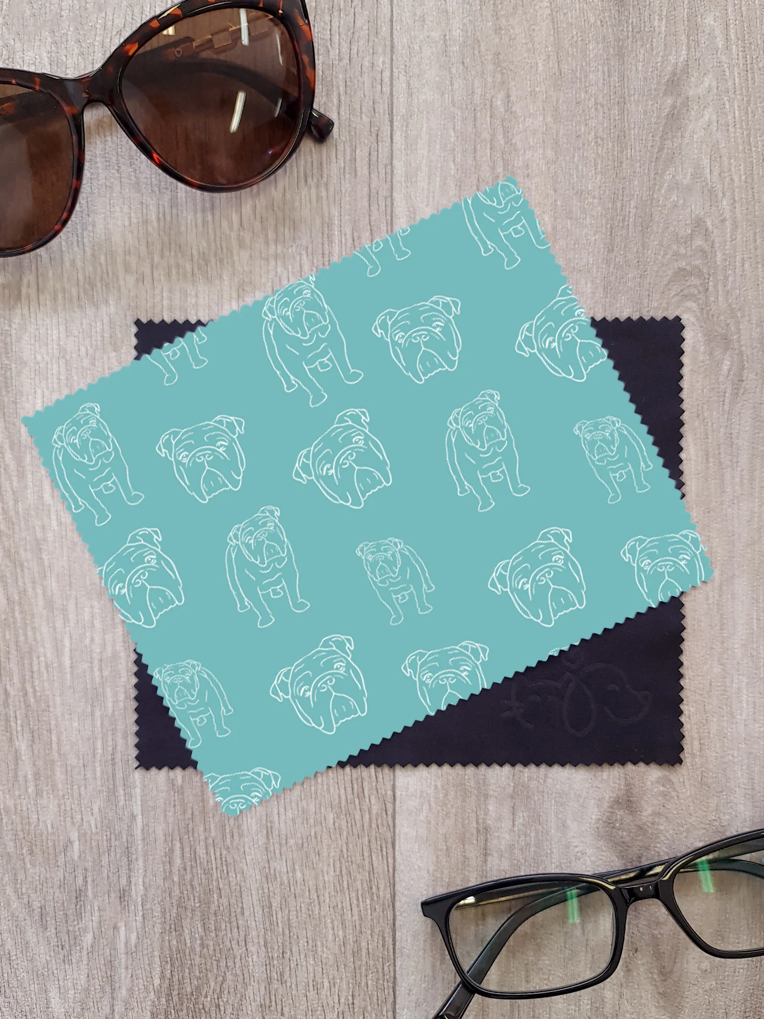 British Bulldog Microfibre Suede Glasses Cleaning Cloths (Twinpack) - Image 2