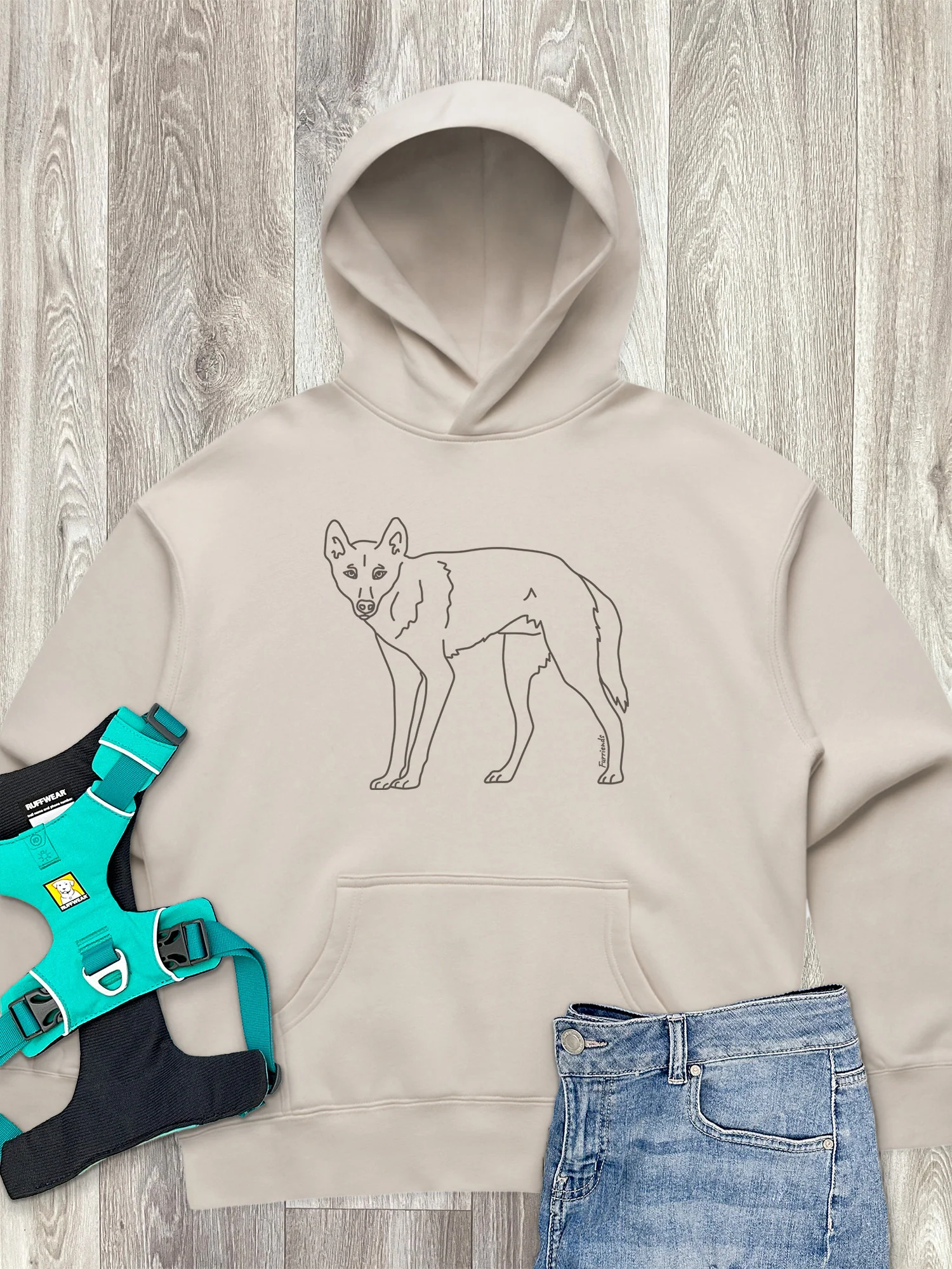 Dingo Women's Comfort Hood - Image 5