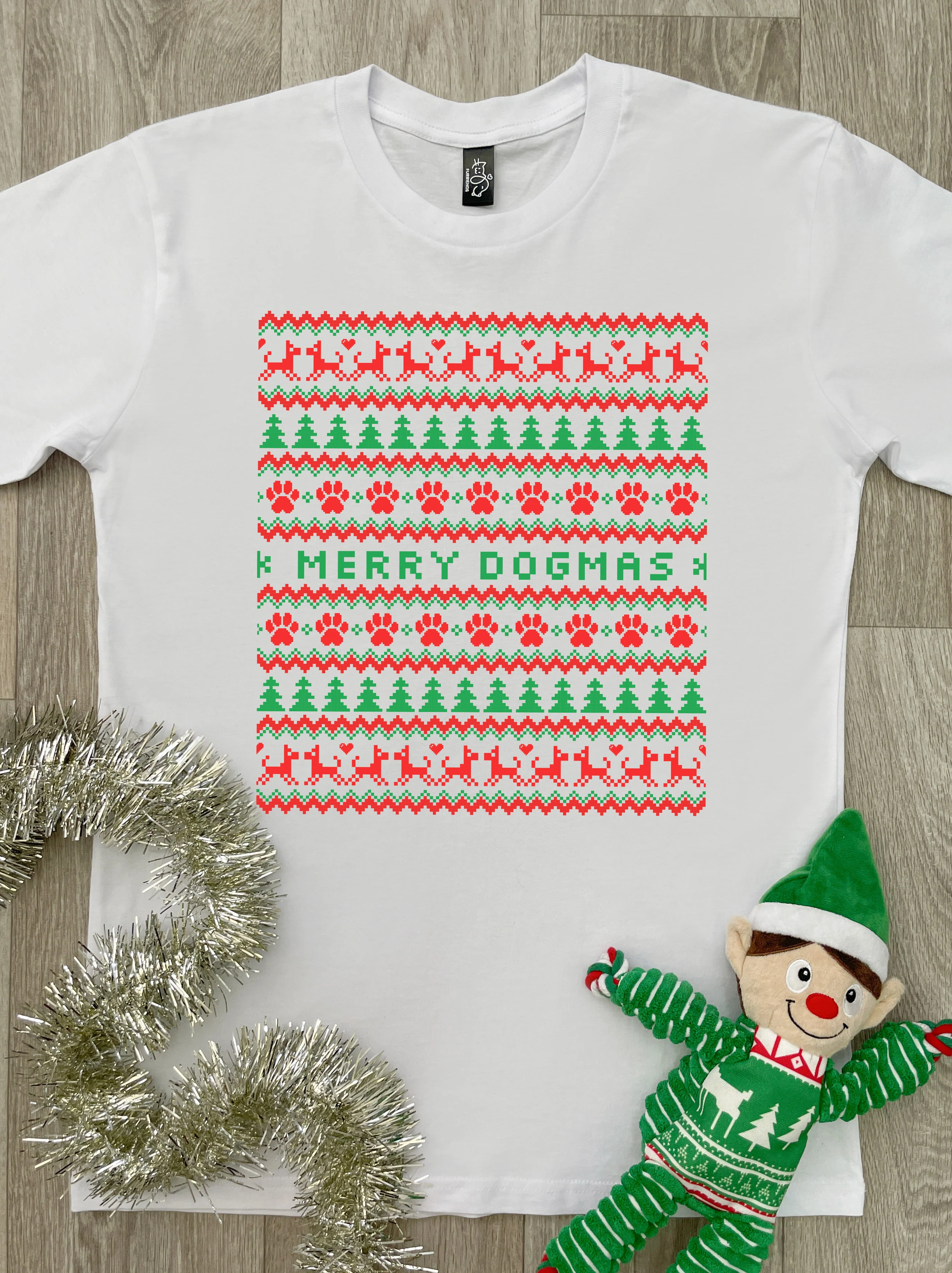 Merry Dogmas Ugly Sweater Essential Unisex Tee - Image 3