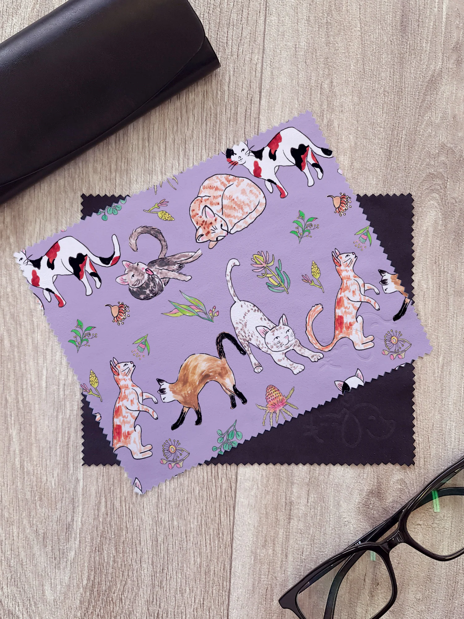 Feline Fine Microfibre Suede Glasses Cleaning Cloths (Twinpack) - Image 2