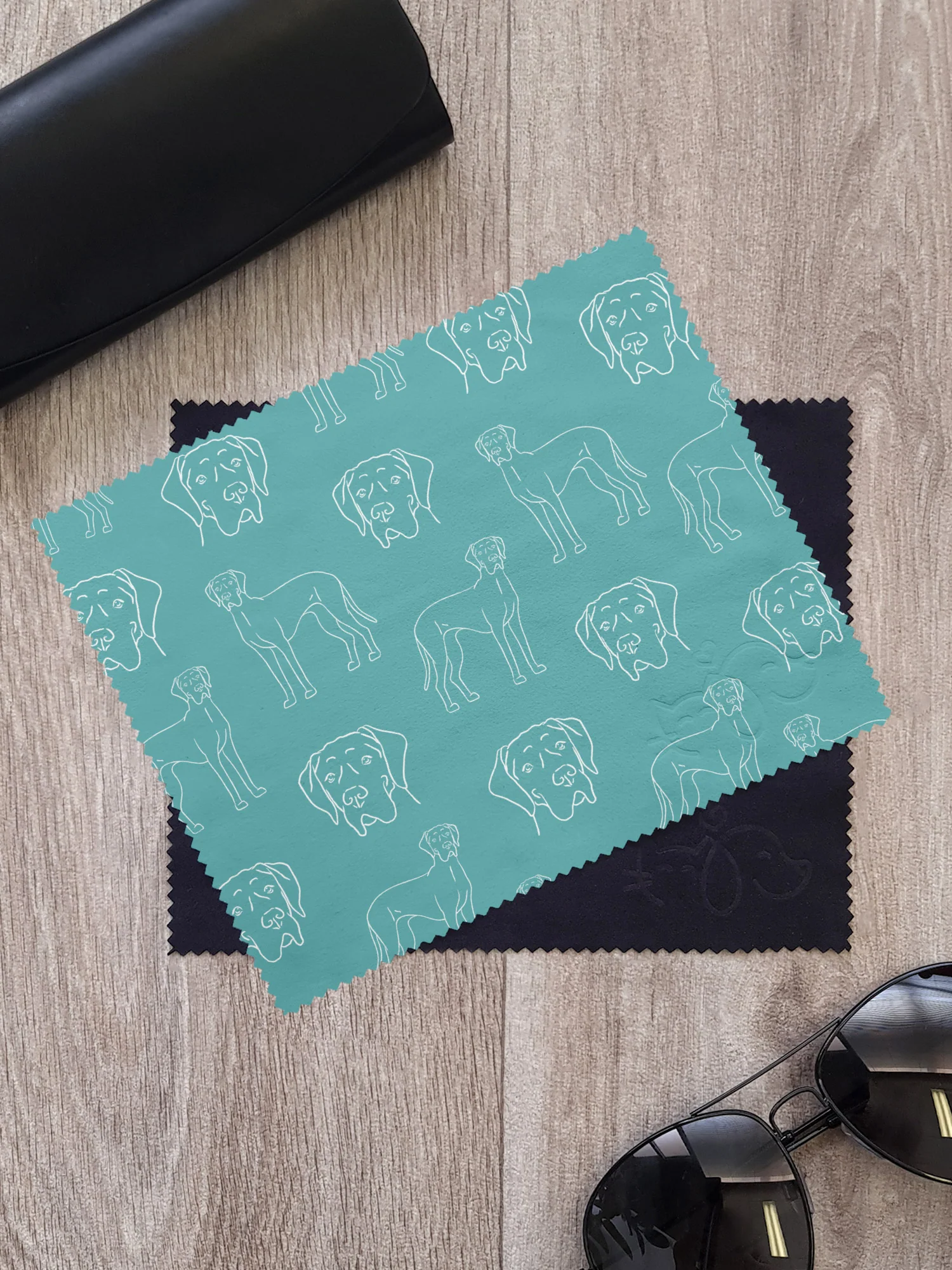 Great Dane Microfibre Suede Glasses Cleaning Cloths (Twinpack) - Image 2