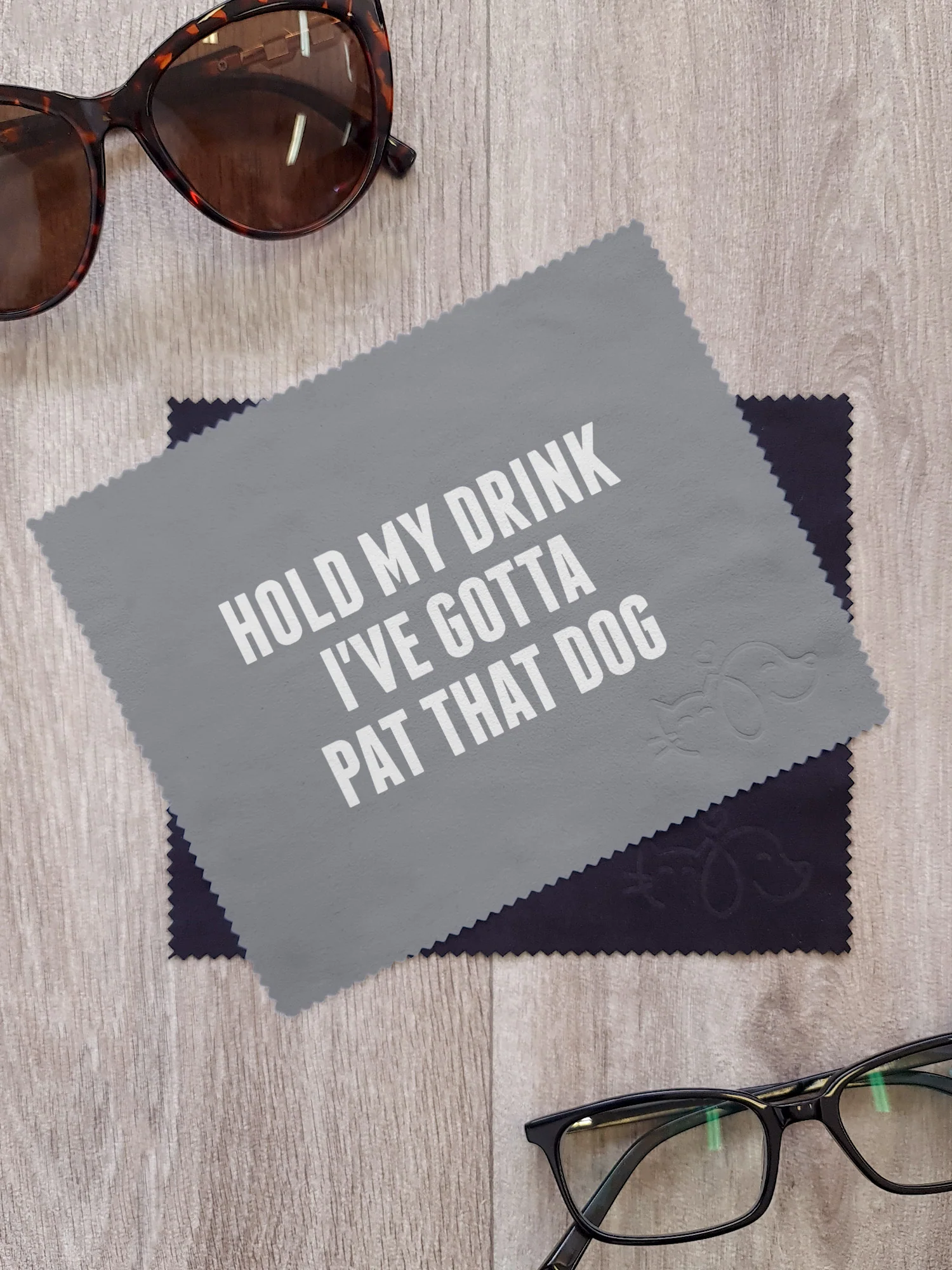 Hold My Drink I've Gotta Pat That Dog Microfibre Suede Glasses Cleaning Cloths (Twinpack) - Image 4