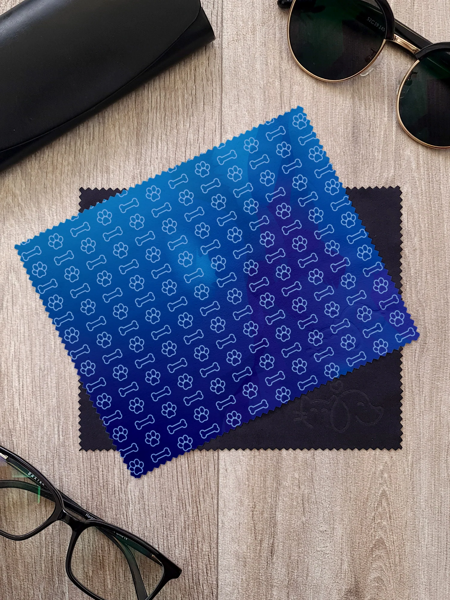 Iconic Microfibre Suede Glasses Cleaning Cloths (Twinpack) - Image 3