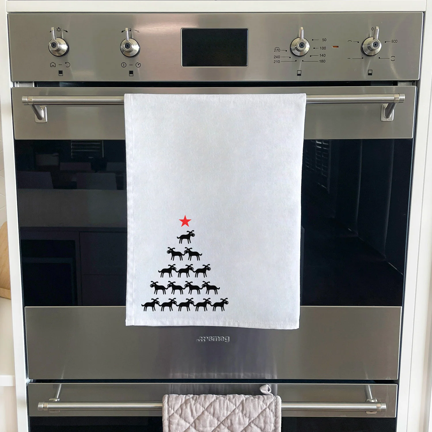 K9 Christmas Tree Tea Towel - Image 4