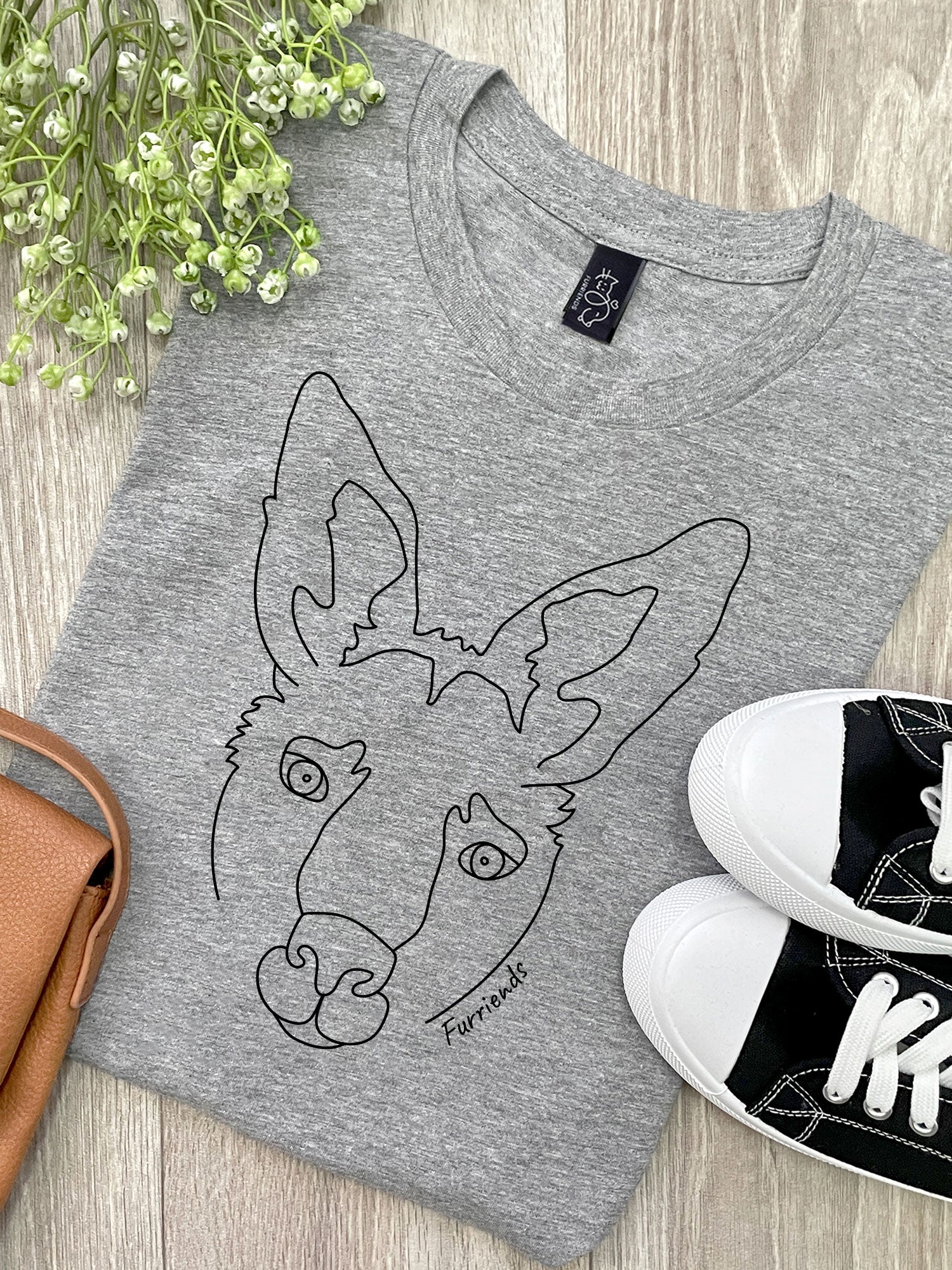 Kangaroo Ava Women's Regular Fit Tee - Image 4