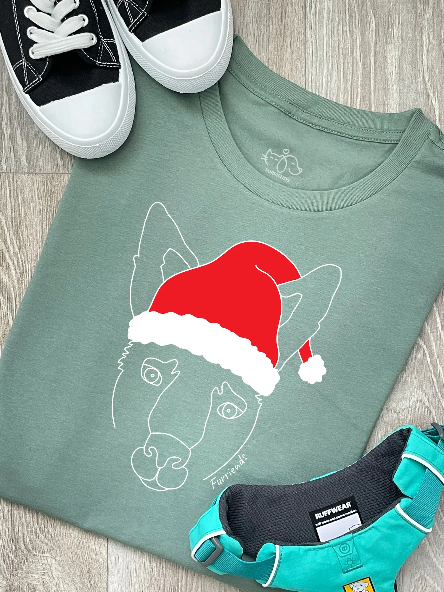 Kangaroo Christmas Edition Ava Women's Regular Fit Tee