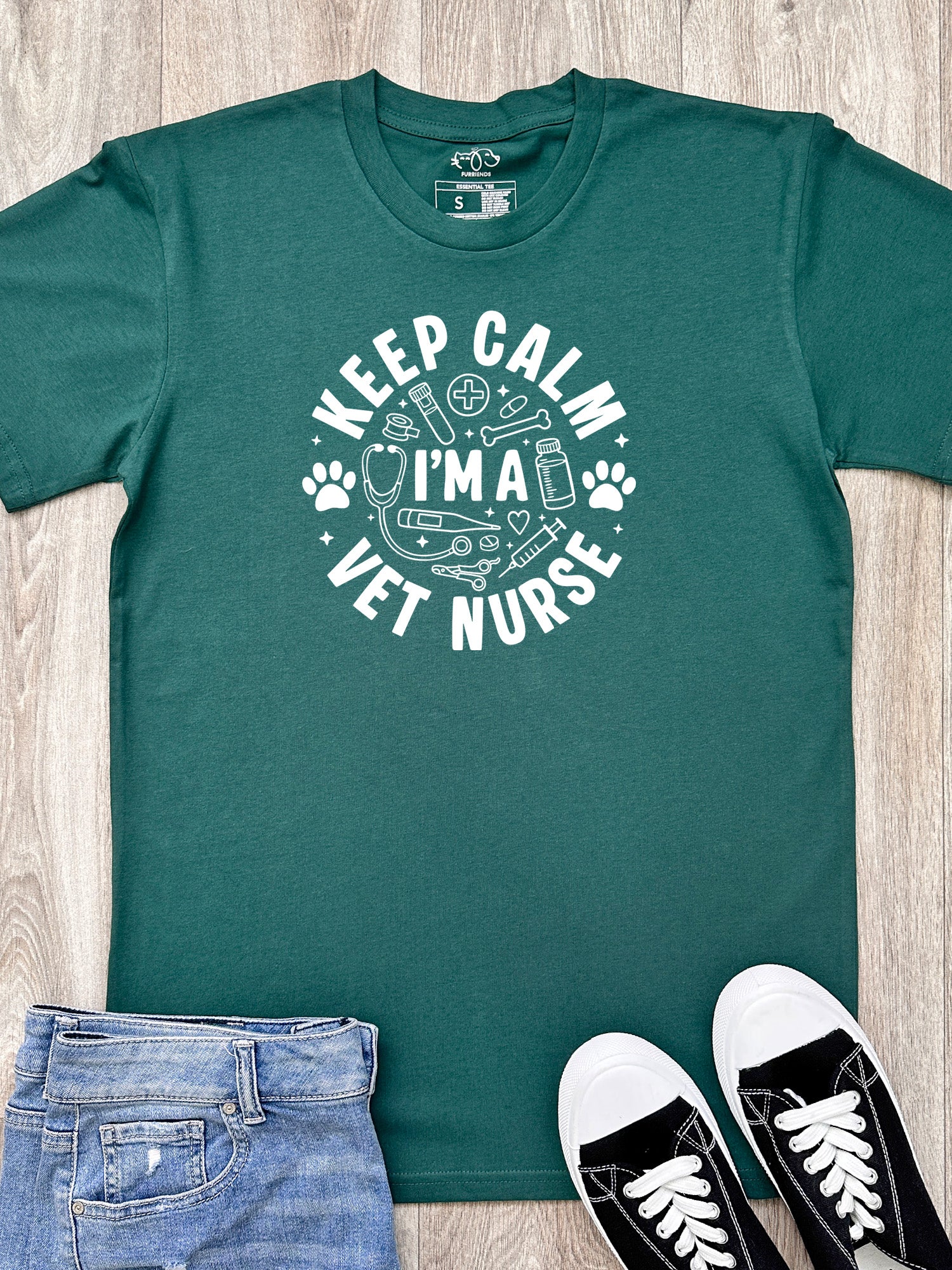 Keep Calm I'm A Vet Nurse Essential Unisex Tee - Image 7