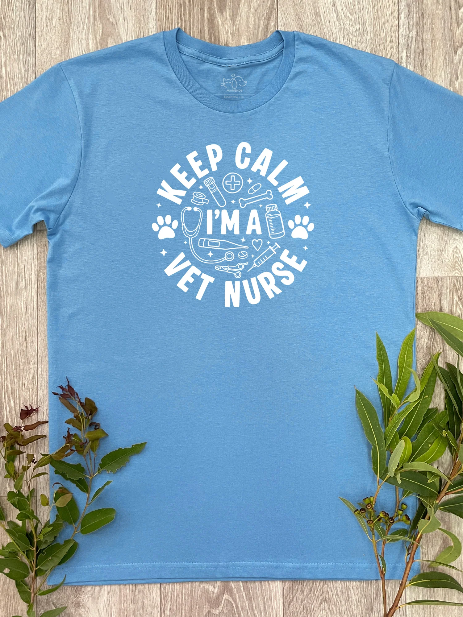 Keep Calm I'm A Vet Nurse Essential Unisex Tee - Image 8
