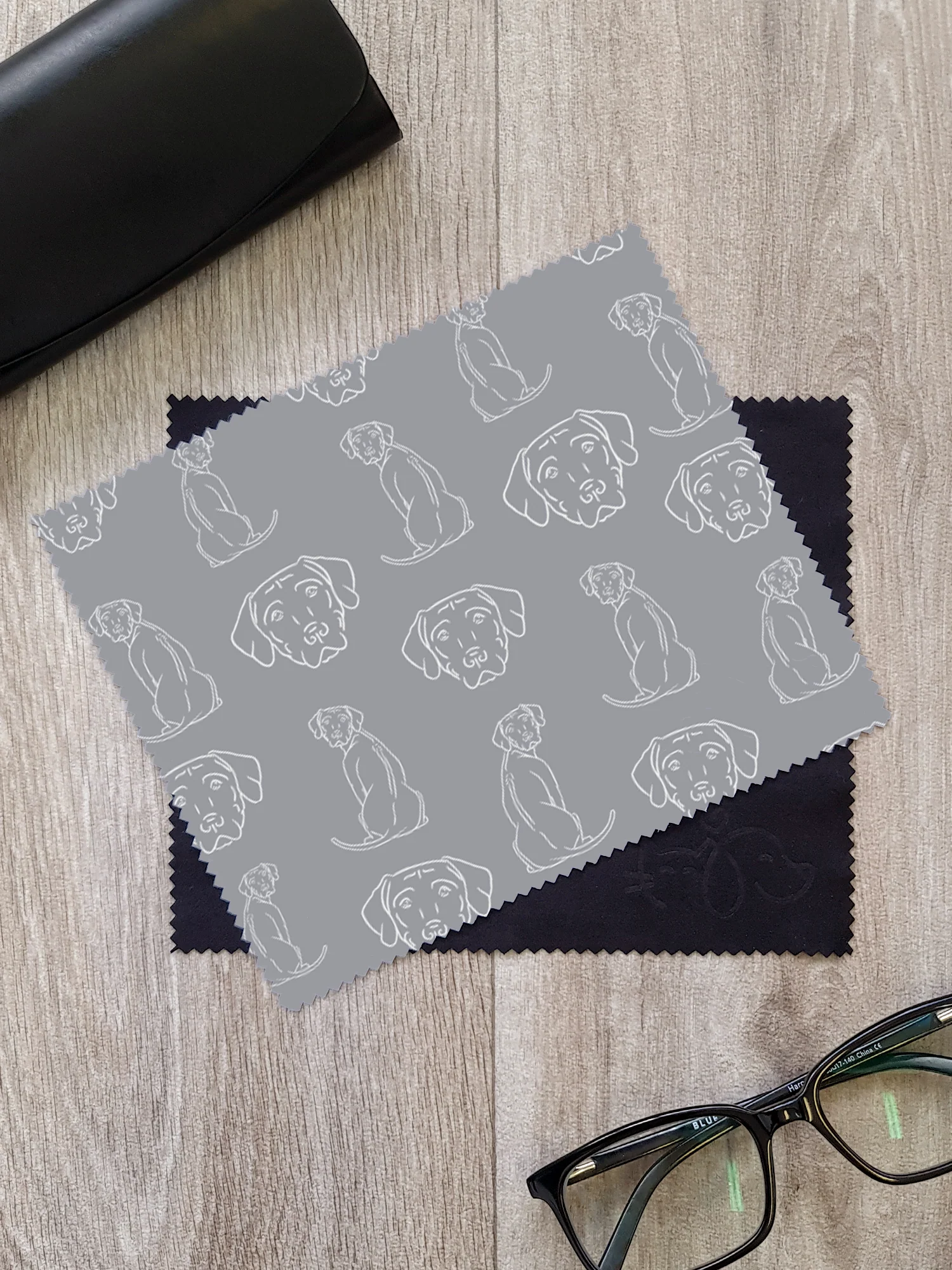 Rhodesian Ridgeback Microfibre Suede Glasses Cleaning Cloths (Twinpack) - Image 3