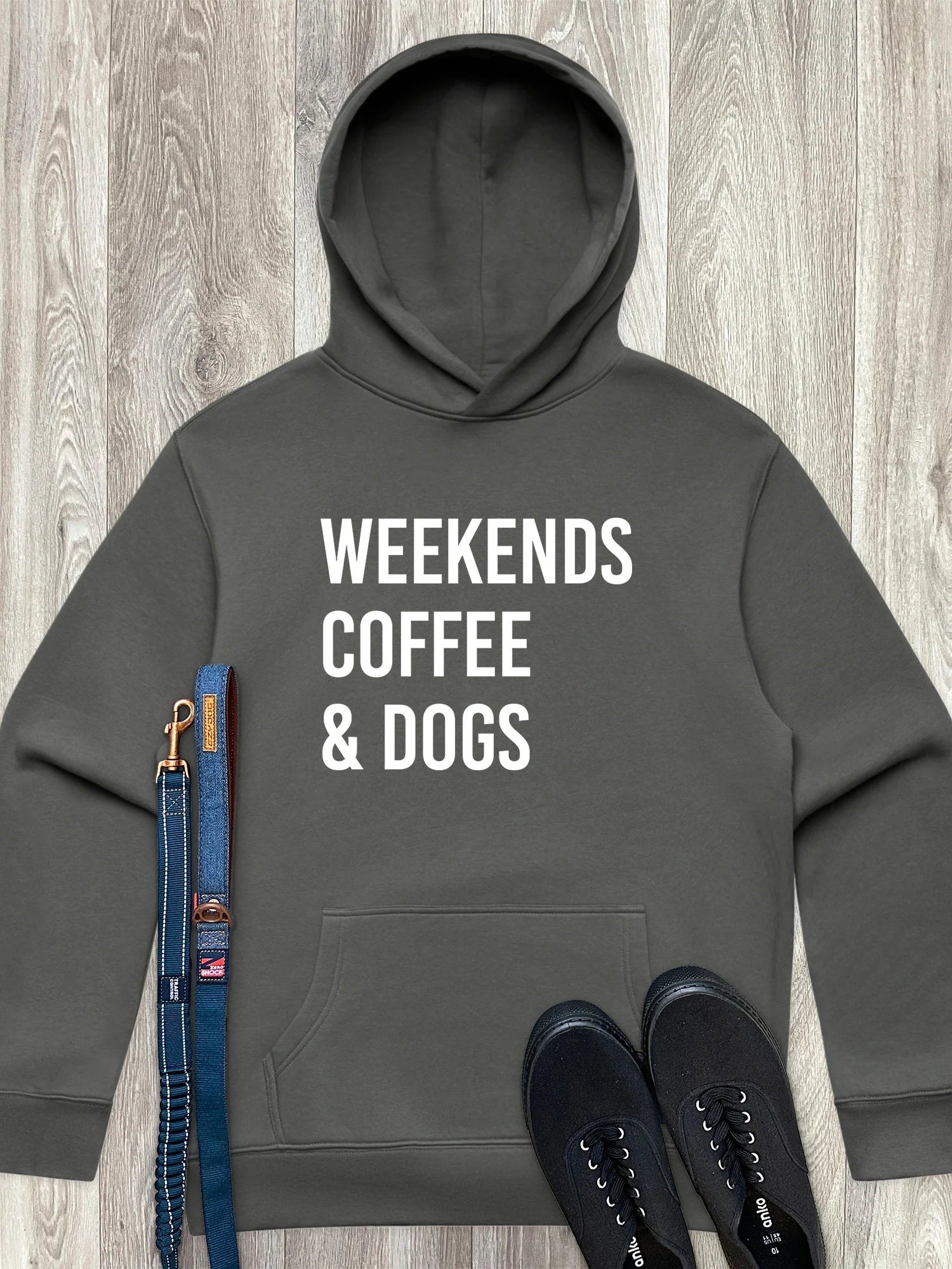 Weekends Coffee & Dogs Men's Comfort Hood - Image 3