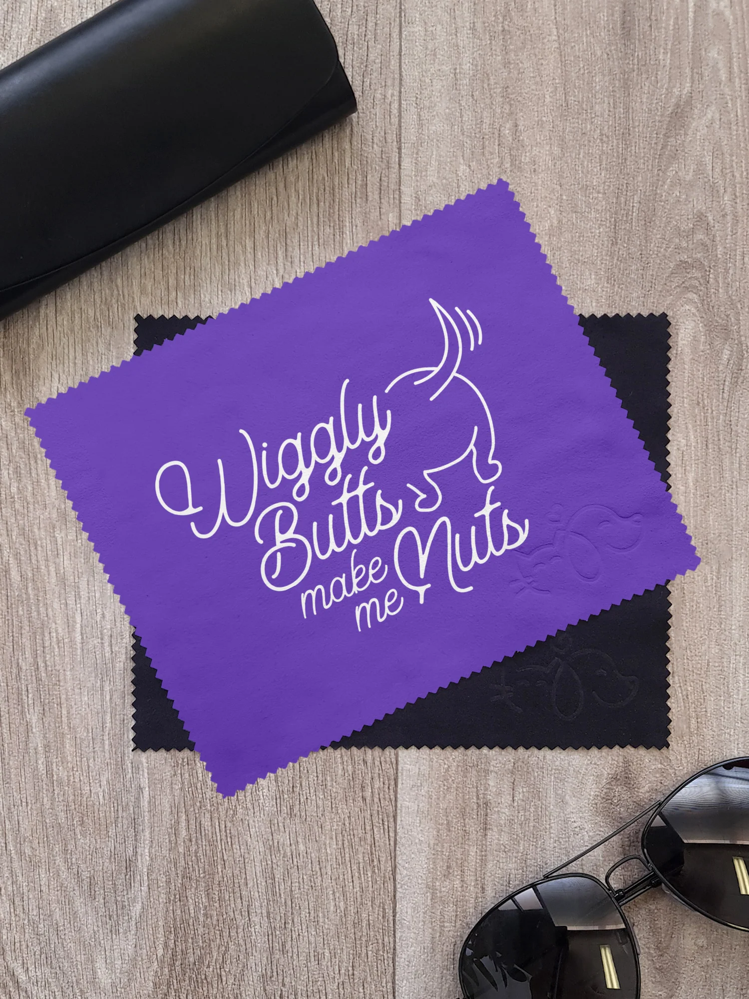 Wiggly Butts Make Me Nuts Microfibre Suede Glasses Cleaning Cloths (Twinpack) - Image 3